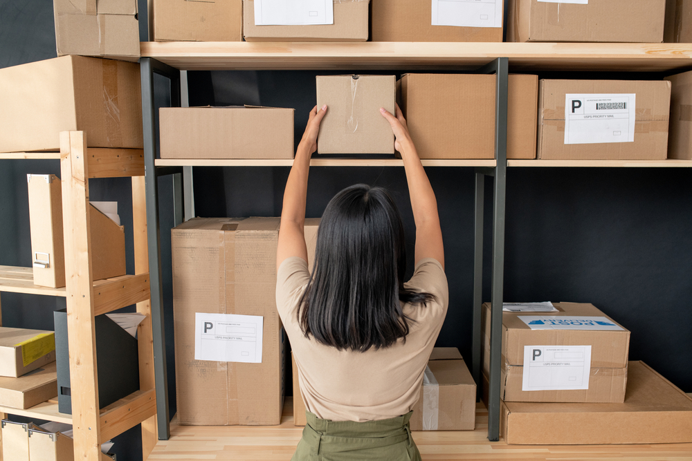 Choosing the Right Warehouse for Your Moving Needs